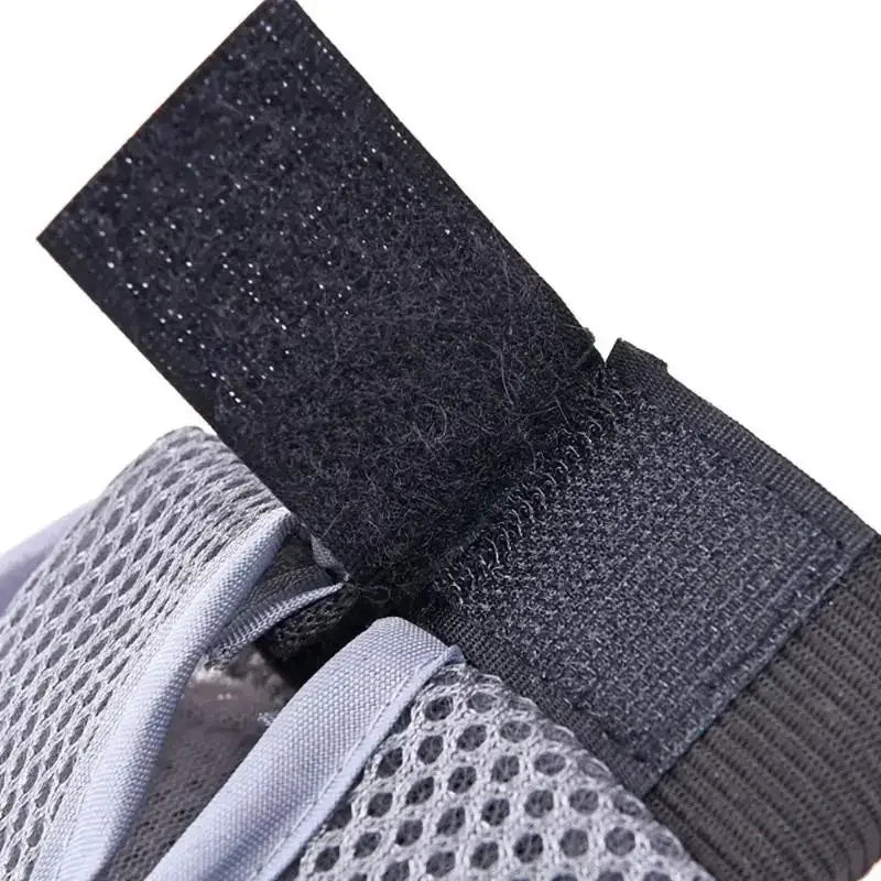 Deshedding Pet Grooming Glove with Massage Tips
